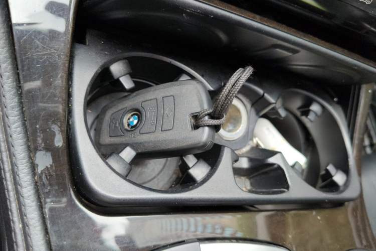 Used BMW 5 Series 2013 525Li Leading Model Vehicle Key