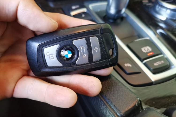 Used BMW 5 Series 2013 530Li Leading Model Vehicle Key
