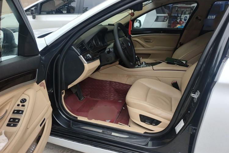 Used BMW 5 Series 2013 525Li Leading Model Driver Seat
