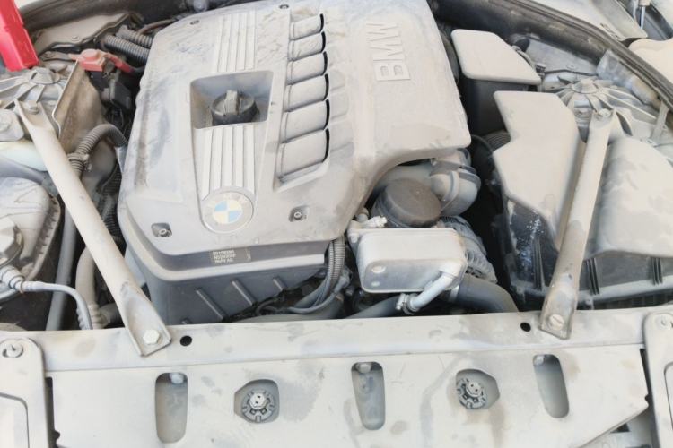 Used BMW 5 Series 2013 530Li Leading Model Engine Bay