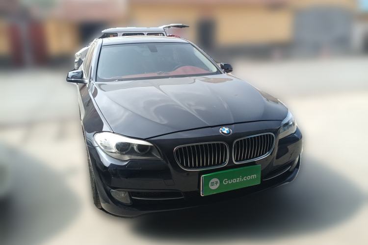 Used BMW 5 Series 2013 520Li Elegant Edition Front Right 45 Deg