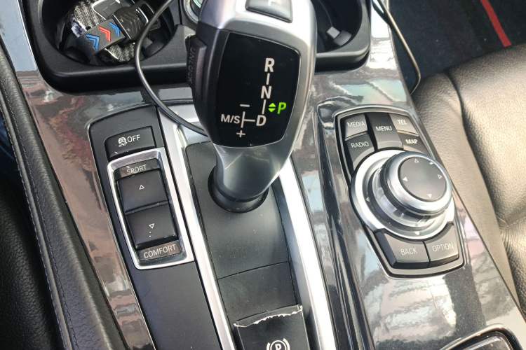Used BMW 5 Series 2013 520Li Elegant Edition Gear Lever