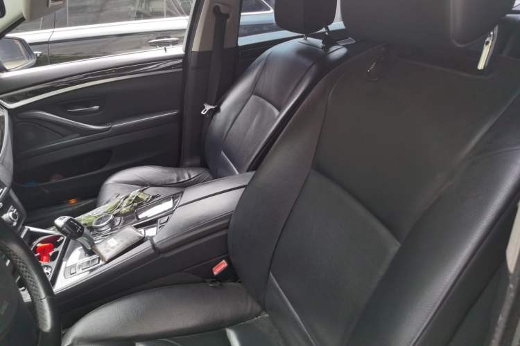 Used BMW 5 Series 2013 525Li Luxury Model Left Front Seat