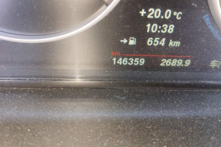 Used BMW 5 Series 2013 530Li Leading Model Odometer Close Up