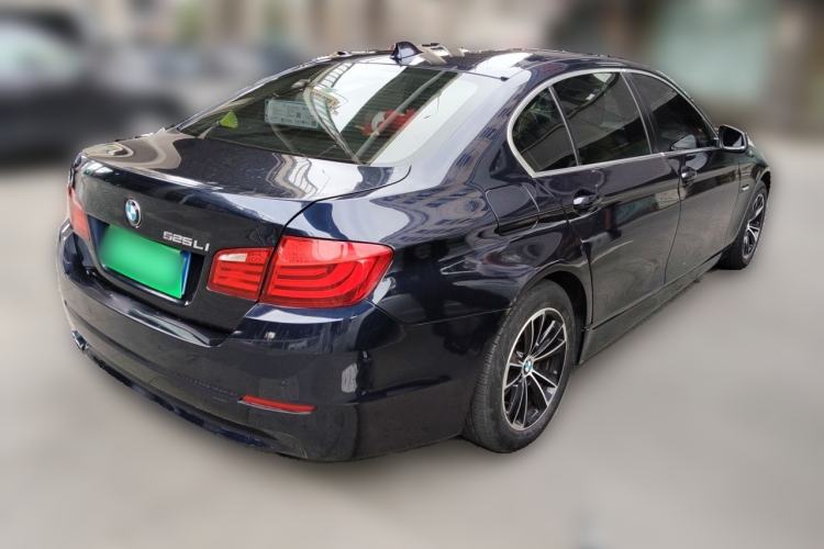 Used BMW 5 Series 2013 525Li Luxury Model Rear Right 45 Deg
