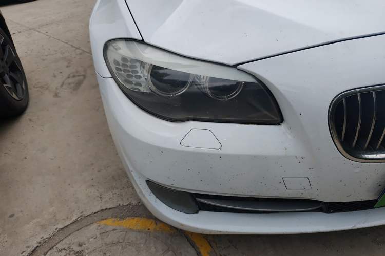Used BMW 5 Series 2013 525Li Leading Model Right Front Headlight