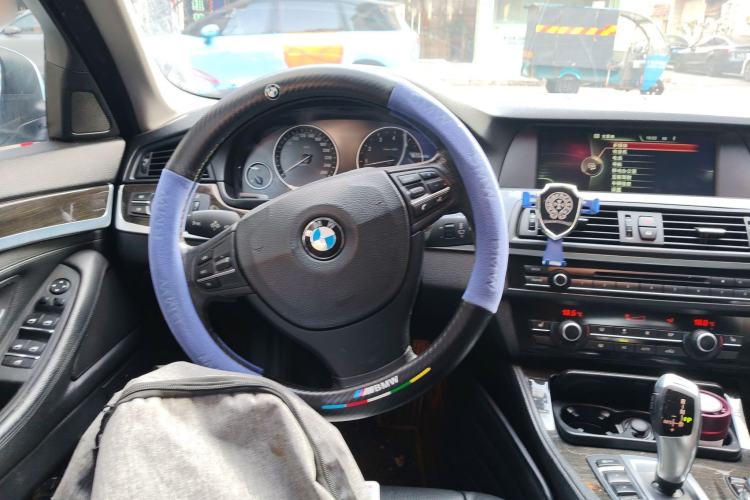 Used BMW 5 Series 2013 530Li Leading Model Steering Wheel