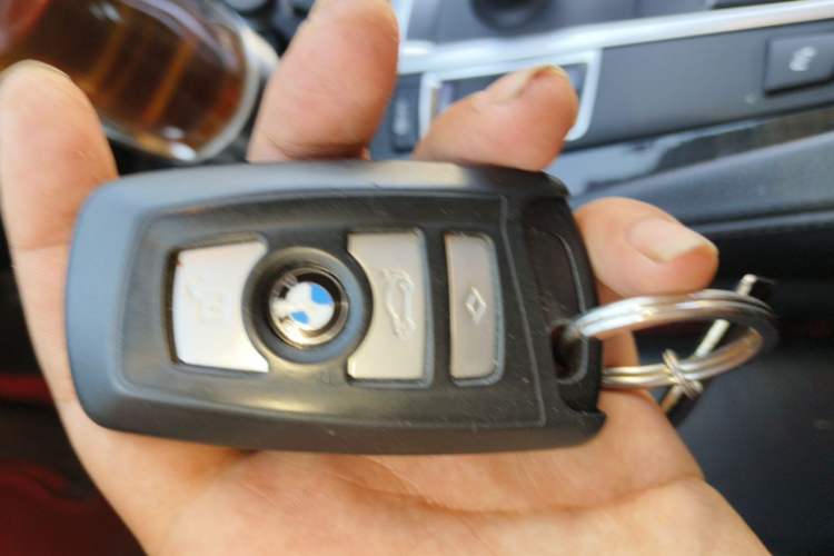 Used BMW 5 Series 2013 530Li Leading Model Vehicle Key