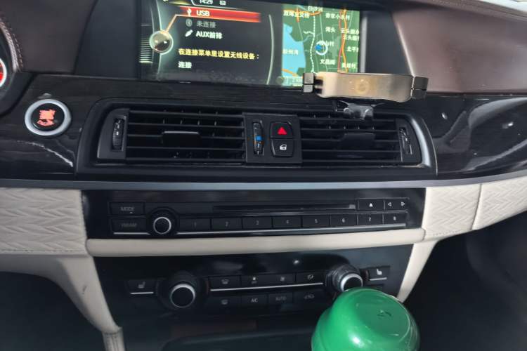 Used BMW 5 Series 2013 530Li Leading Model Audio And AC Panel