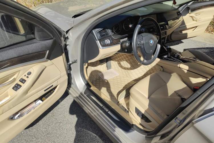Used BMW 5 Series 2013 525Li Luxury Model Driver Seat