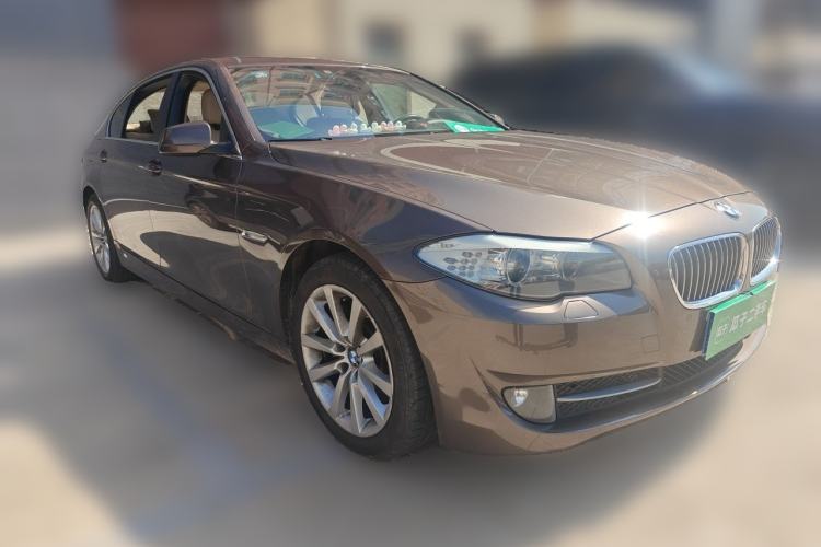 Used BMW 5 Series 2013 530Li Leading Model Front Right 45 Deg