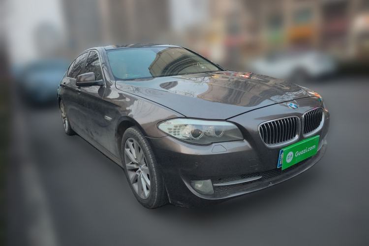 Used BMW 5 Series 2013 530Li Leading Model Front Right 45 Deg