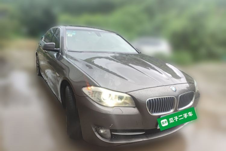 Used BMW 5 Series 2013 520Li Elegant Edition Front Right 45 Deg