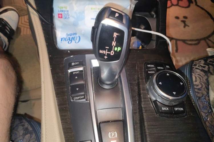 Used BMW 5 Series 2013 525Li Leading Model Gear Lever