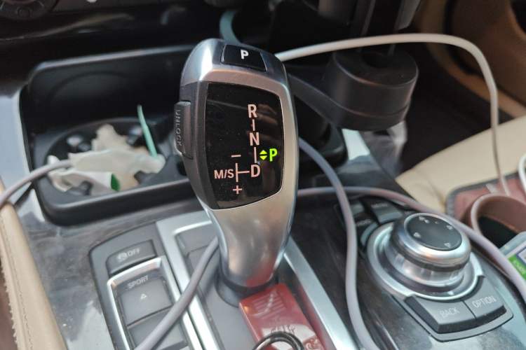 Used BMW 5 Series 2013 525Li Leading Model Gear Lever
