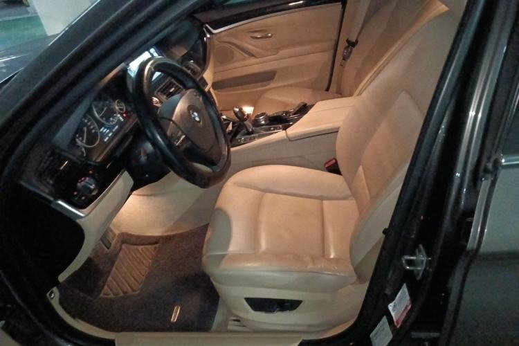 Used BMW 5 Series 2013 525Li Luxury Model Left Front Seat