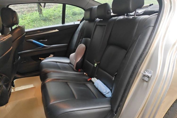Used BMW 5 Series 2013 525Li Leading Model Left Rear Seat