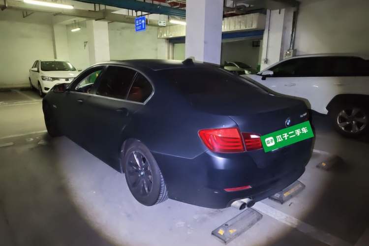 Used BMW 5 Series 2013 525Li Luxury Model Rear Left 45 Deg