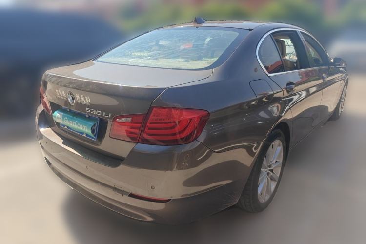 Used BMW 5 Series 2013 530Li Leading Model Rear Right 45 Deg