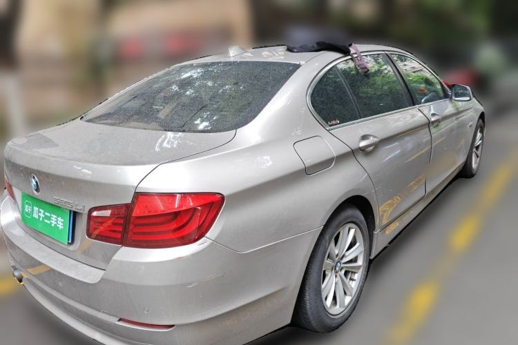 Used BMW 5 Series 2013 525Li Leading Model Rear Right 45 Deg