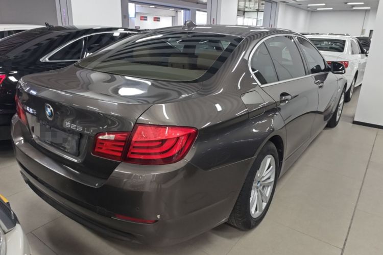 Used BMW 5 Series 2013 525Li Leading Model Rear Right 45 Deg
