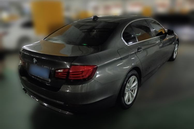 Used BMW 5 Series 2013 525Li Luxury Model Rear Right 45 Deg