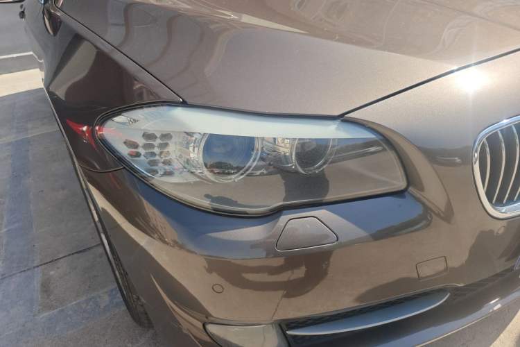 Used BMW 5 Series 2013 530Li Leading Model Right Front Headlight