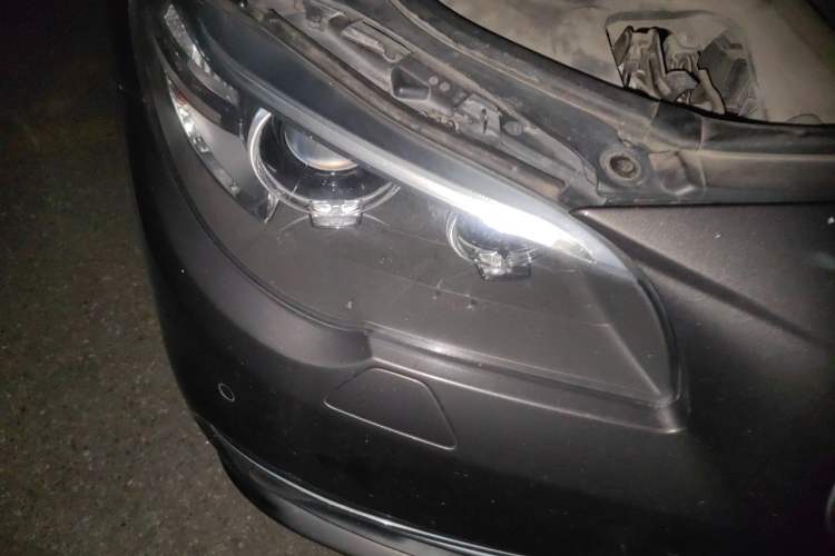 Used BMW 5 Series 2013 525Li Leading Model Right Front Headlight