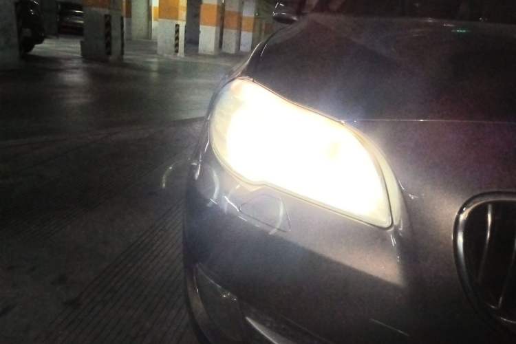 Used BMW 5 Series 2013 525Li Luxury Model Right Front Headlight