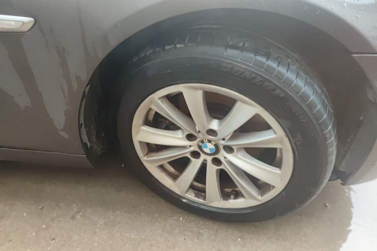 Used BMW 5 Series 2013 520Li Elegant Edition Right Front Wheel Hub