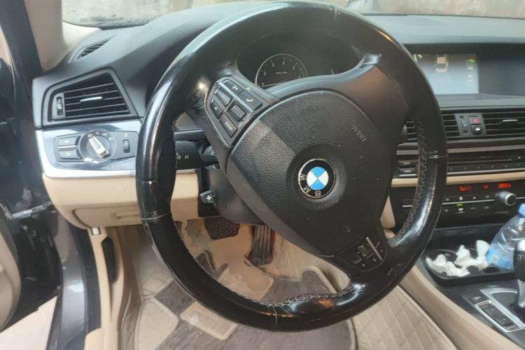 Used BMW 5 Series 2013 520Li Elegant Edition Steering Wheel