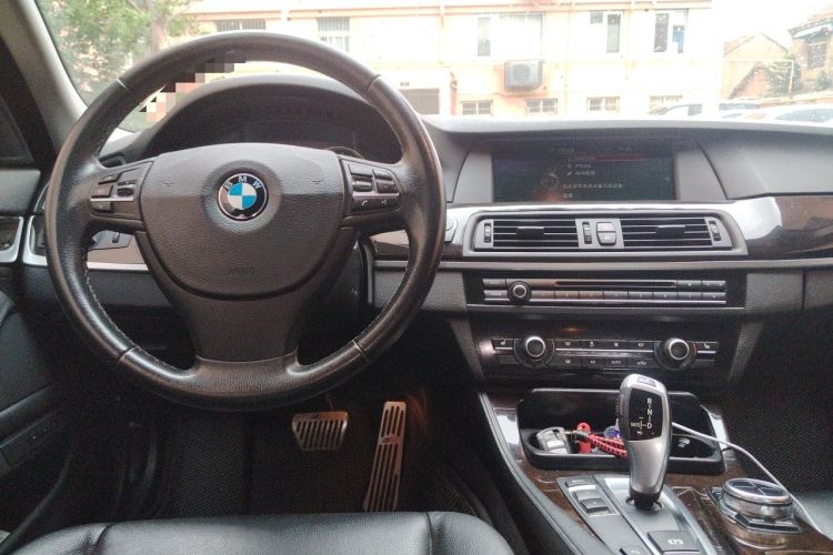 Used BMW 5 Series 2013 525Li Luxury Model Steering Wheel