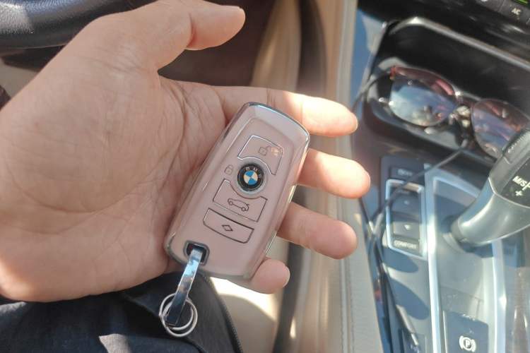 Used BMW 5 Series 2013 530Li Leading Model Vehicle Key
