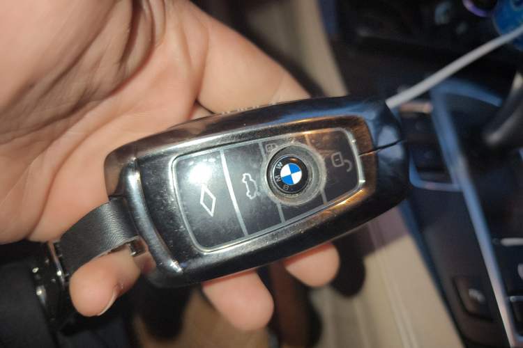 Used BMW 5 Series 2013 530Li Leading Model Vehicle Key