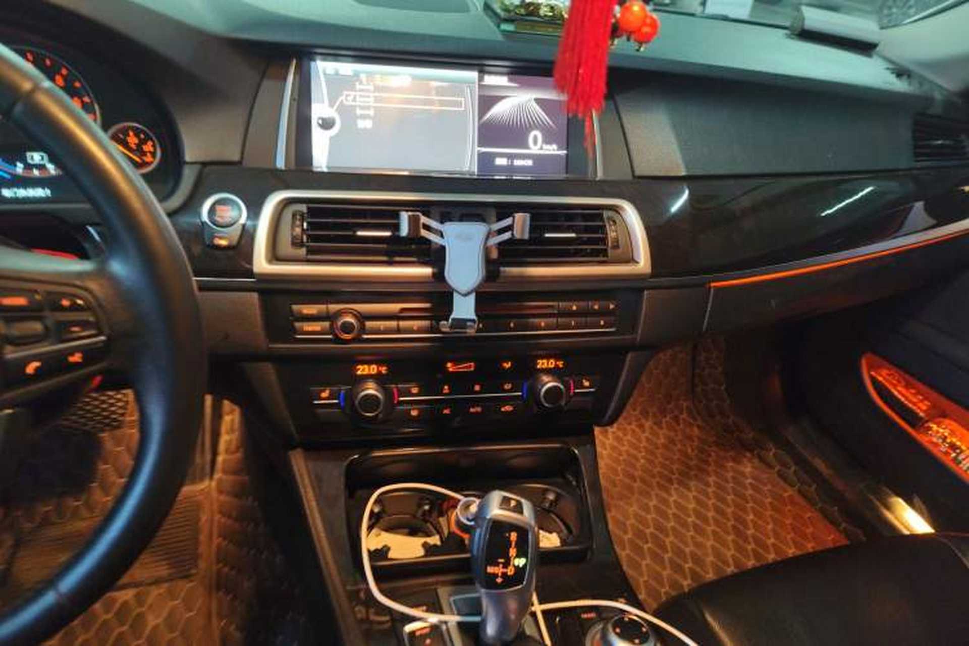 Used BMW 5 Series 2013 525Li Leading Model Audio And AC Panel