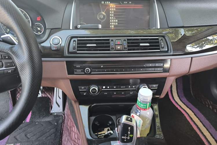 Used BMW 5 Series 2013 535Li Leading Model Audio And AC Panel