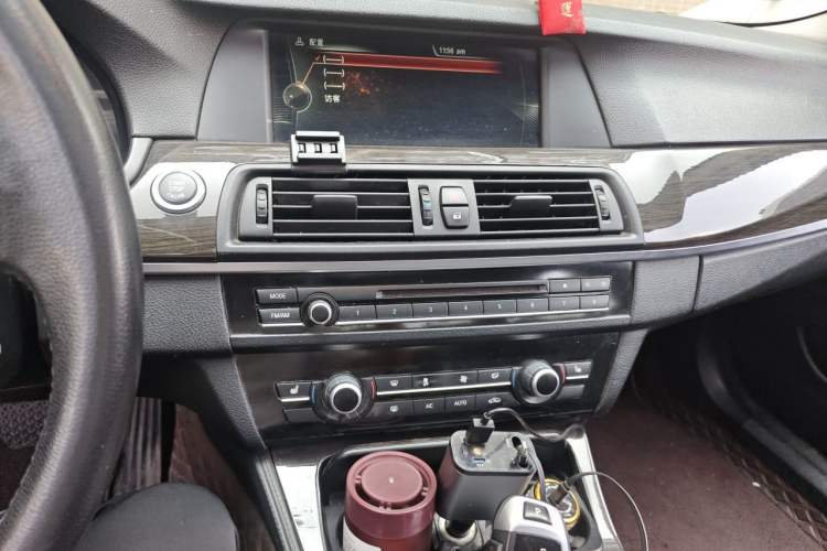 Used BMW 5 Series 2013 530Li Leading Model Audio And AC Panel
