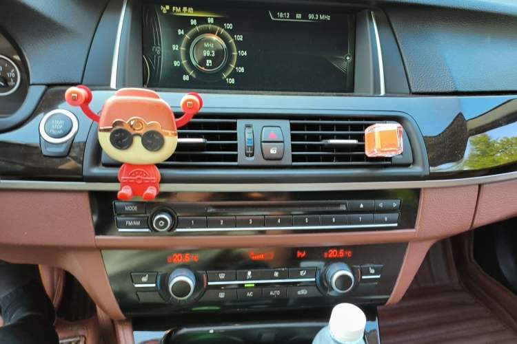 Used BMW 5 Series 2013 530Li Leading Model Audio And AC Panel