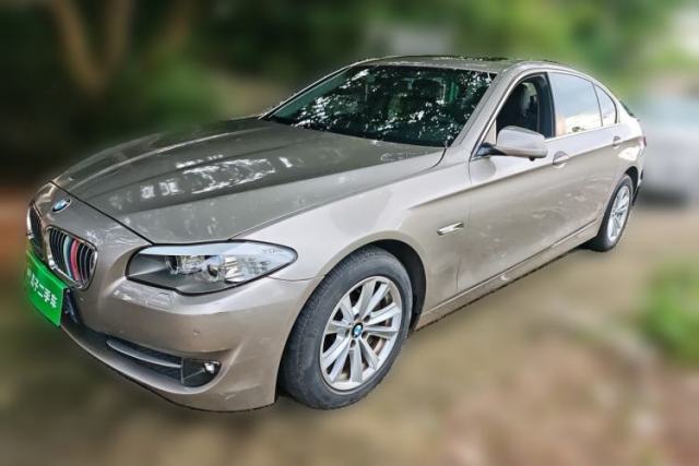 BMW 5 Series 2013 520Li Elegant Edition de segunda mano