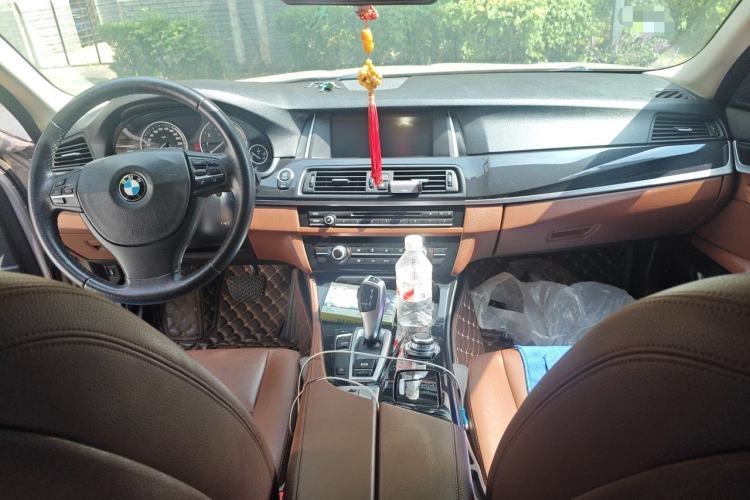 Used BMW 5 Series 2013 520Li Elegant Edition Center Console