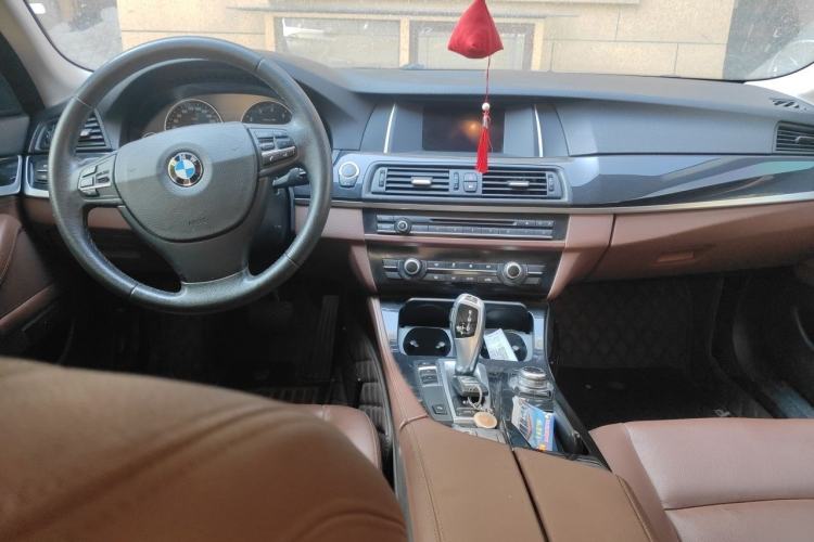 Used BMW 5 Series 2013 520Li Elegant Edition Center Console