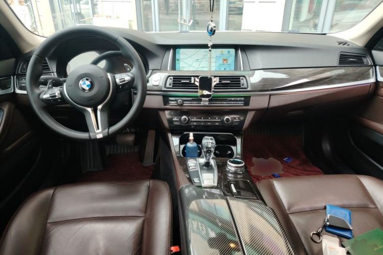 Used BMW 5 Series 2013 525Li Leading Model Center Console