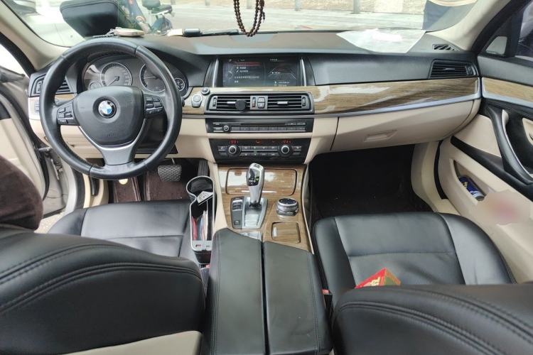 Used BMW 5 Series 2013 525Li Zhuole Edition Center Console