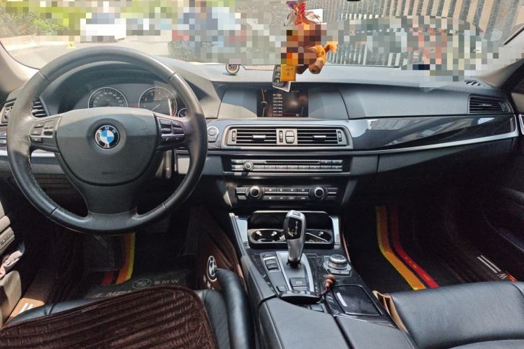 Used BMW 5 Series 2013 520Li Elegant Edition Center Console