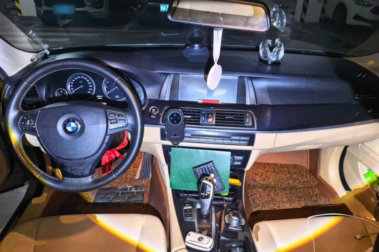 Used BMW 5 Series 2013 520Li Elegant Edition Center Console