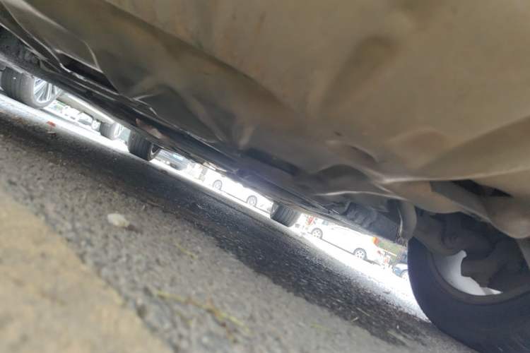 Used BMW 5 Series 2013 525Li Zhuole Edition Chassis Front