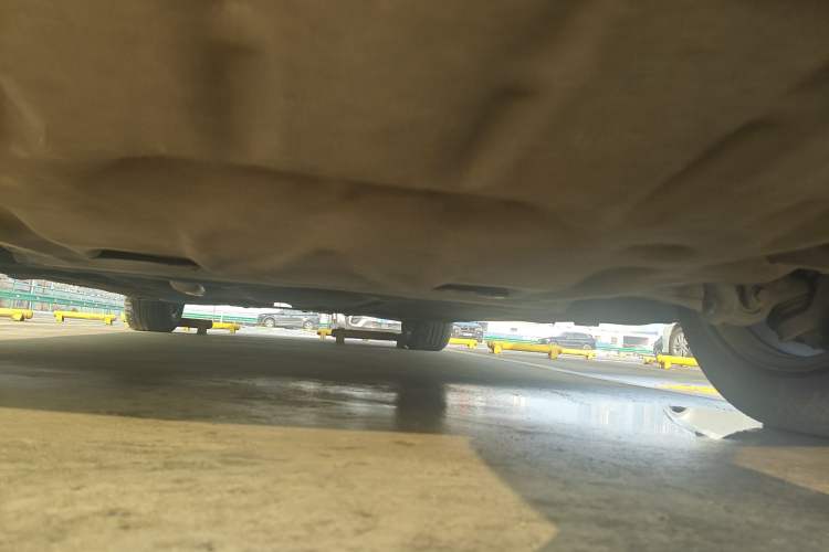 Used BMW 5 Series 2013 525Li Leading Model Chassis Front