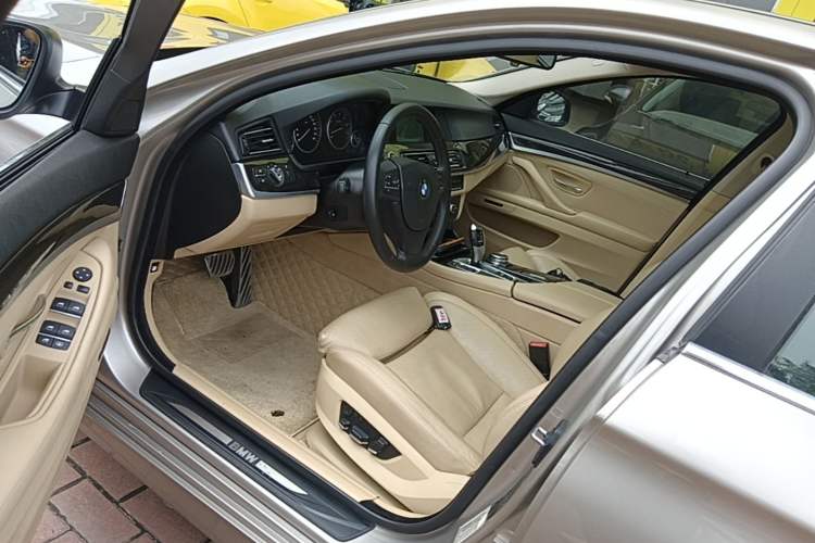 Used BMW 5 Series 2013 530Li Luxury Model Driver Seat