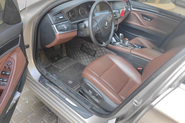 Used BMW 5 Series 2013 520Li Elegant Edition Driver Seat