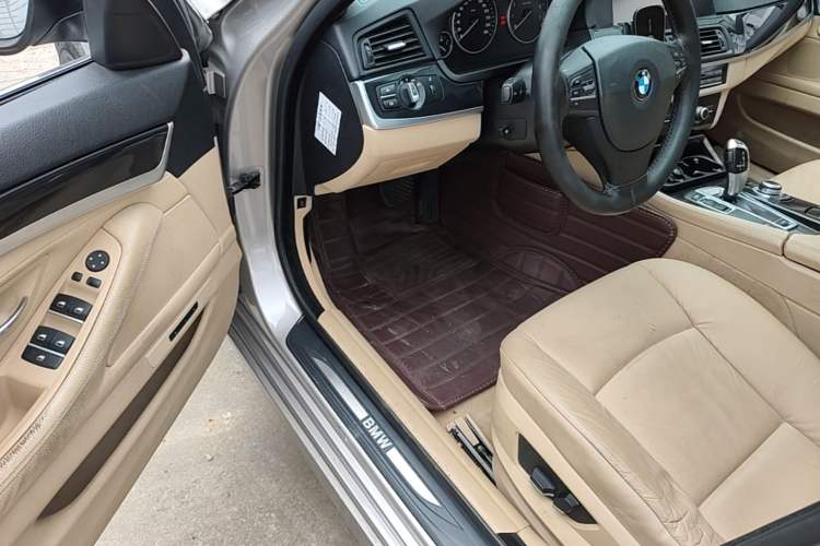 Used BMW 5 Series 2013 520Li Elegant Edition Driver Seat